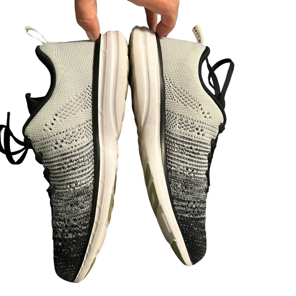 APL Techloom Pro Black White Ombré Classic Running Shoe Sneaker - Picture 7 of 11